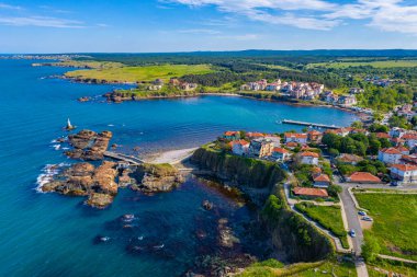 Bulgar sahil kenti Ahtopol 'ün hava manzarası