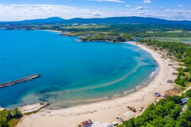Bulgaristan 'ın Kiten kentindeki güney plajının hava manzarası