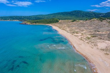 Bulgaristan 'ın Sozopol kenti yakınlarındaki Arkutino plajı
