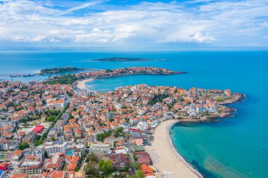 Bulgar kenti Sozopol 'un hava manzarası