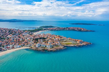Bulgar kenti Sozopol 'un hava manzarası