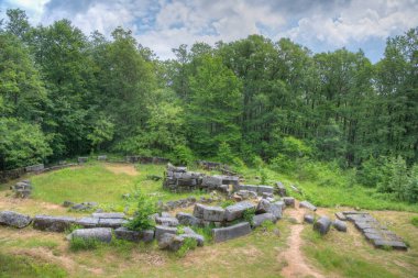 Bulgaristan 'ın Malko Tarnovo kenti yakınlarındaki Mishkova niva harabeleri