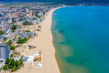 Sunny Beach 'in havadan görünüşü - Bulgaristan' da popüler bir tatil beldesi