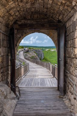 Bulgaristan 'daki Ovech kalesinin manzarası