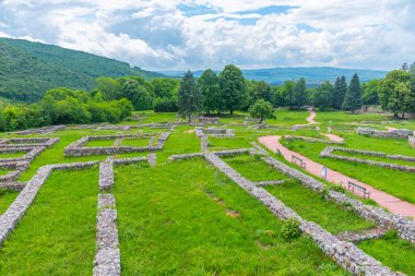 Bulgaristan 'ın Pernik kentindeki Krakra kalesinin kalıntıları