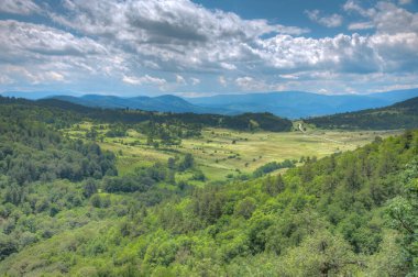 Bulgaristan 'ın Velingrad kenti yakınlarındaki hava manzarası