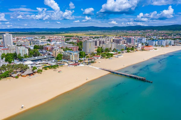 Sunny Beach 'in havadan görünüşü - Bulgaristan' da popüler bir tatil beldesi