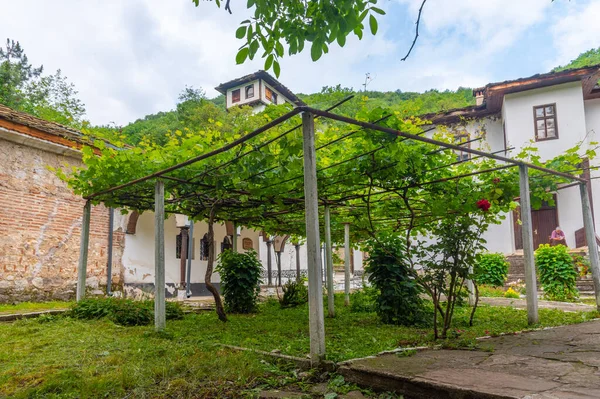 Tjerepiskt Kloster Beläget Vid Strand Floden Iskar Bulgarien — Stockfoto