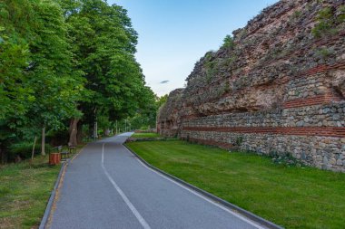 Bulgaristan 'ın Hisarya kenti olarak bilinen eski Roma kenti Diocletianopolis' in antik tahkimatı