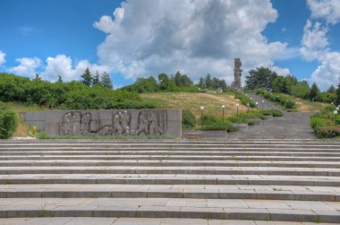 Bulgaristan 'ın Panagyurishte kentindeki Ulusal Anma Kompleksi Apriltsi