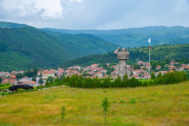 Bulgaristan 'ın Klisura kentinde Bori Mechkata Heykeli