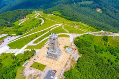 1877-1878 yılları arasında Bulgaristan 'da Shipka Geçidi' nde gerçekleşen savaşı anan Özgürlük Anıtı