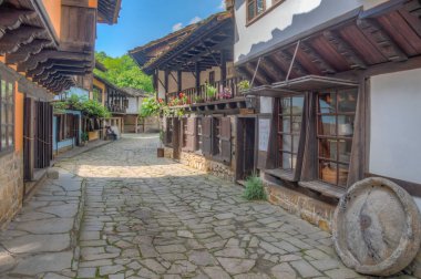 Geleneksel Bulgar mimarisi Etar etnografik kompleksinde sergilendi