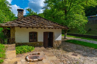 Geleneksel Bulgar mimarisi Etar etnografik kompleksinde sergilendi