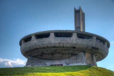 Buzludzha, Bulgaristan, 24 Haziran 2020: Bulgaristan 'ın Buzludzha zirvesinde Bulgar Komünist Partisi Anıtı