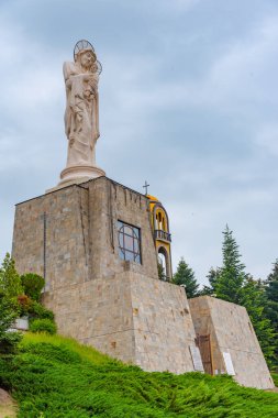 Bulgaristan 'ın Haskovo kentindeki Kutsal Meryem Ana Anıtı