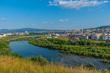 Bulgar kenti Kardzhali 'nin hava manzarası