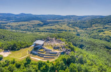 Bulgar köyü Tatul yakınlarındaki Trakya tapınağı