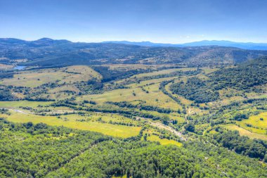 Bulgaristan 'ın Kardzhali kenti yakınlarındaki Doğu Rodopes dağının manzarası