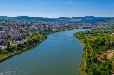 Bulgar kenti Kardzhali 'nin hava manzarası