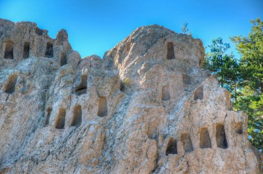 Bulgaristan 'da Trakya tarikat kompleksi Orlovi Skali