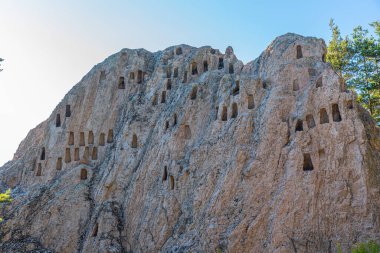 Bulgaristan 'da Trakya tarikat kompleksi Orlovi Skali