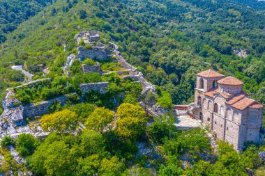Bulgaristan 'daki Assen Kalesi' nin havadan görünüşü