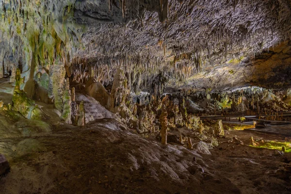 Interior Cueva Snezhanka Bulgaria — Foto de Stock