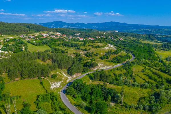 保加利亚Kardzhali镇附近的东Rhodopes山景观 — 图库照片