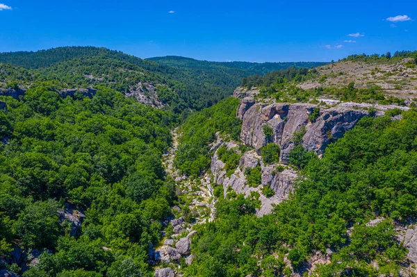 Völgye Egy Kis Patak Keleti Rodopes Hegyek Bulgáriában — Stock Fotó