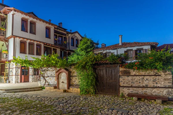 Bulgaristan 'ın Zlatograd kentindeki Etnoğrafya kompleksindeki tarihi binalar