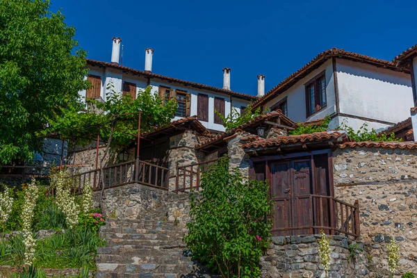 Bulgaristan 'ın Zlatograd kentindeki Etnoğrafya kompleksindeki tarihi binalar