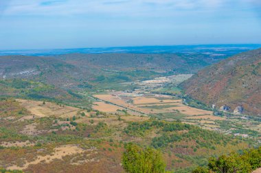 Bulgaristan 'daki Tetevenski Balkan sıradağlarının hava manzarası