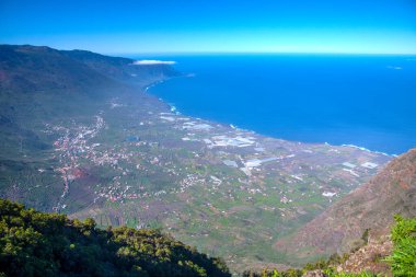 El Golfo Vadisi 'nin havadan görünüşü Mirador de Jinama' dan El Hierro, Kanarya Adaları, İspanya.