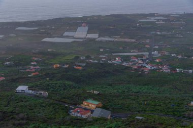 El Hierro adasındaki El Golfo vadisinin günbatımı manzarası, Kanarya adaları, İspanya.