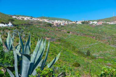 El Hierro, Kanarya Adaları 'ndaki İspanyol Valverde kasabasının hava manzarası..