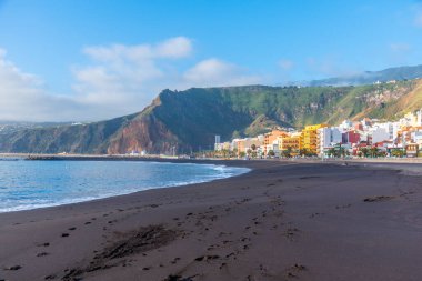 Santa Cruz de la Palma merkez plajı, Kanarya adaları, İspanya.