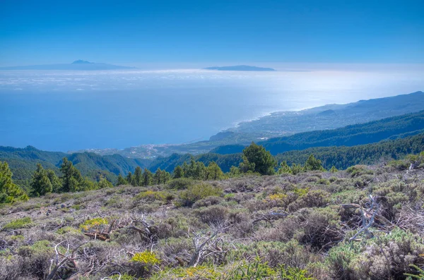 Tenerife ve La Gomera Pico de la Nieve 'den izlendi La Palma, Kanarya Adaları, İspanya.
