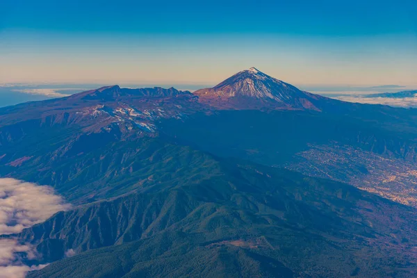 Flygfoto Över Teneriffa Domineras Pico Teide Vulkan Kanarieöarna Spanien — Stockfoto