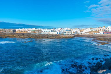 Playa del Muellito Fuerteventura 'daki El Cotillo köyünde, Kanarya Adaları, İspanya.