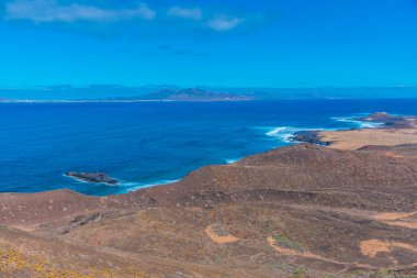 Lanzarote, İspanya 'nın Kanarya Adaları, Lobos Adası' ndan izlendi..