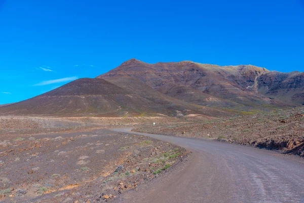 Jandia yarımadasından geçen yol Fuerteventura, Kanarya Adaları, İspanya.