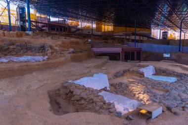Galdar, Gran Canaria, Kanarya Adaları, İspanya 'daki Cueva Pintada müzesinde arkeolojik kazı.