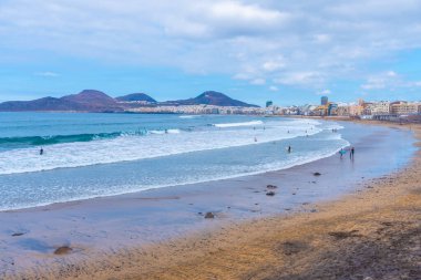 Gran Canaria 'daki Las Canteras Sahili, Kanarya Adaları, İspanya.
