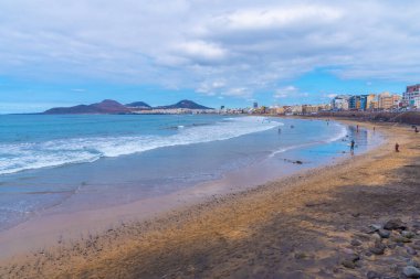 Gran Canaria 'daki Las Canteras Sahili, Kanarya Adaları, İspanya.