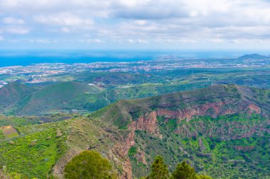 Gran Canaria 'nın kıyı şeridi Caldera de Bandama, Kanarya Adaları, İspanya.
