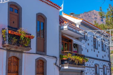 San Bartolome de Tirajana 'daki eski kasaba sokağı Gran Canaria, Kanarya Adaları, İspanya.