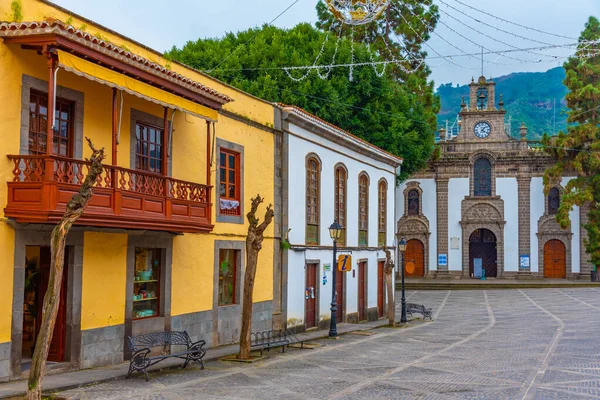 Basilica Nuestra Senora Del Pino Traditional Houses Main Street Teror — ストック写真