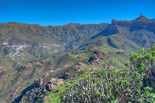 Roque Nublo Com Vista Para Aldeia Tejeda Gran Canaria Ilhas — Fotografia de Stock