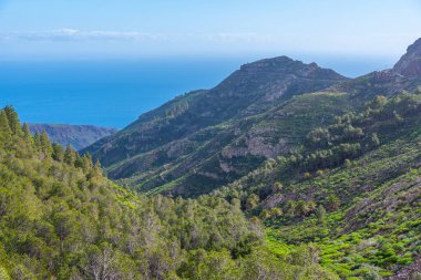 La Gomera 'nın dağlık manzarası, Kanarya Adaları, İspanya.